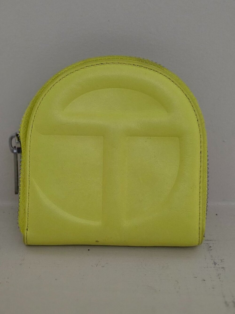 Telfar Wallet